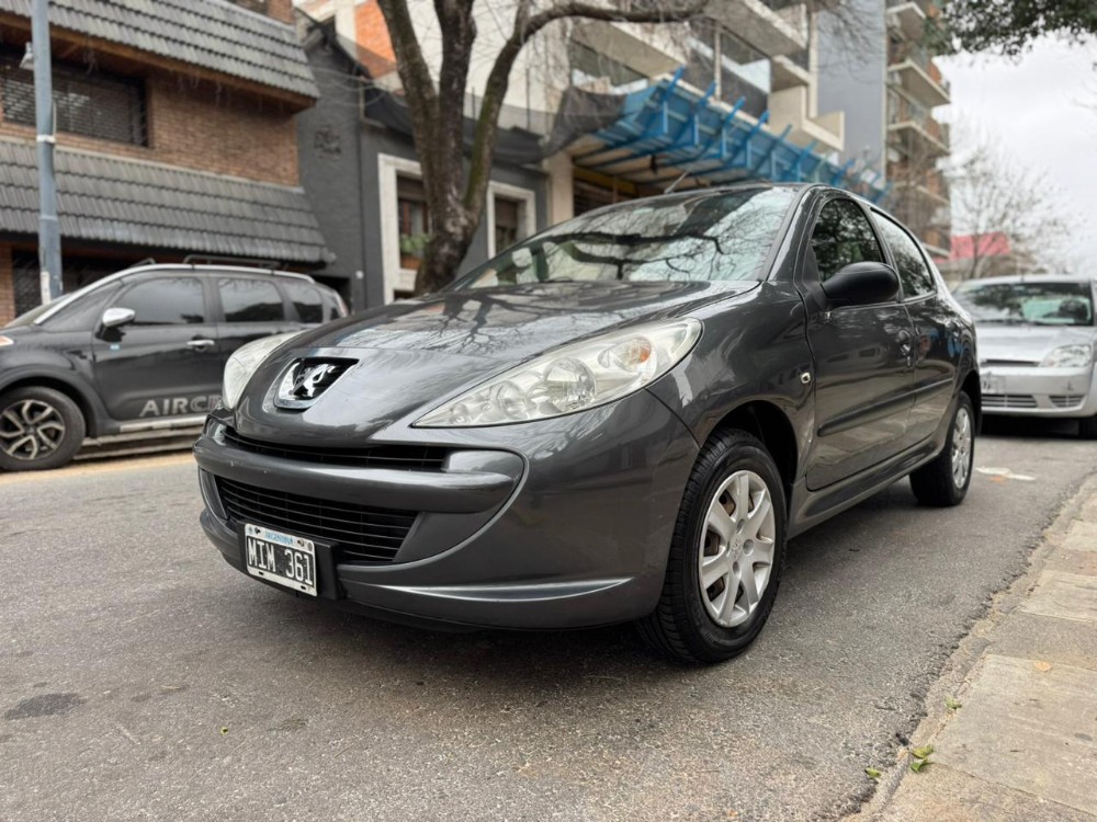Peugeot 207 Active 1.4  75 CV — foto 8